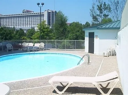 Grand Oaks Hotel 