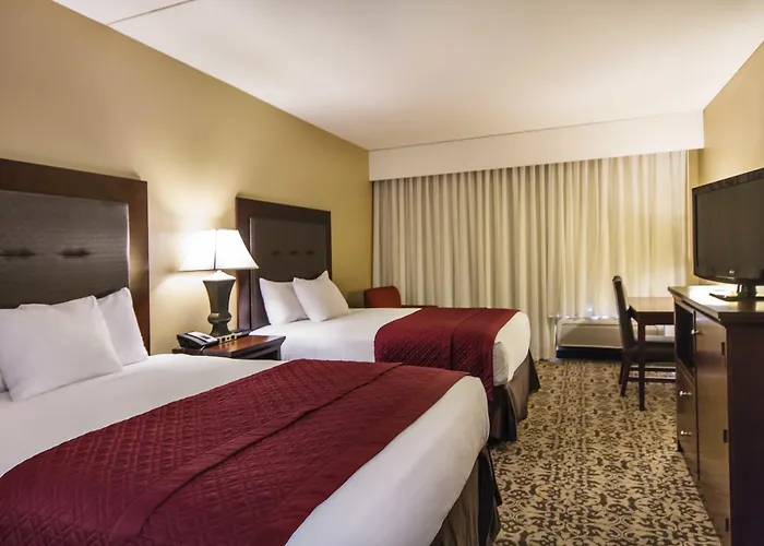 Grand Oaks Hotel